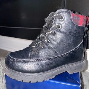 Toddler boy boots